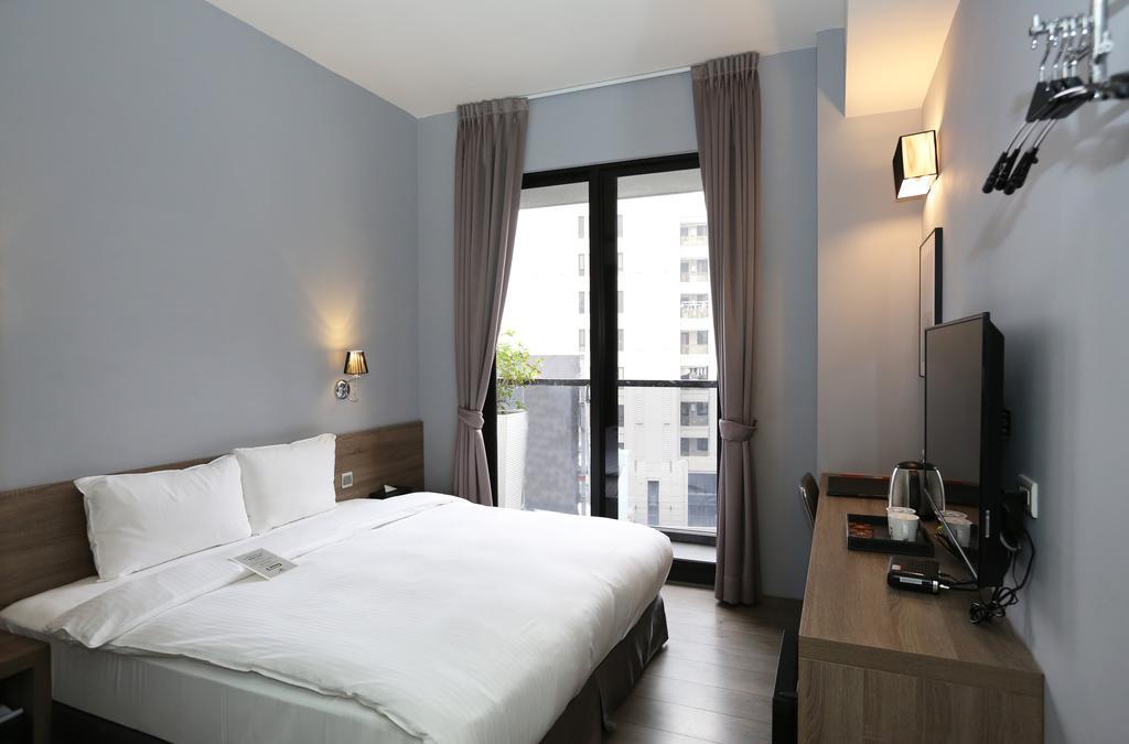 Miller Inn Тайджун Екстериор снимка
