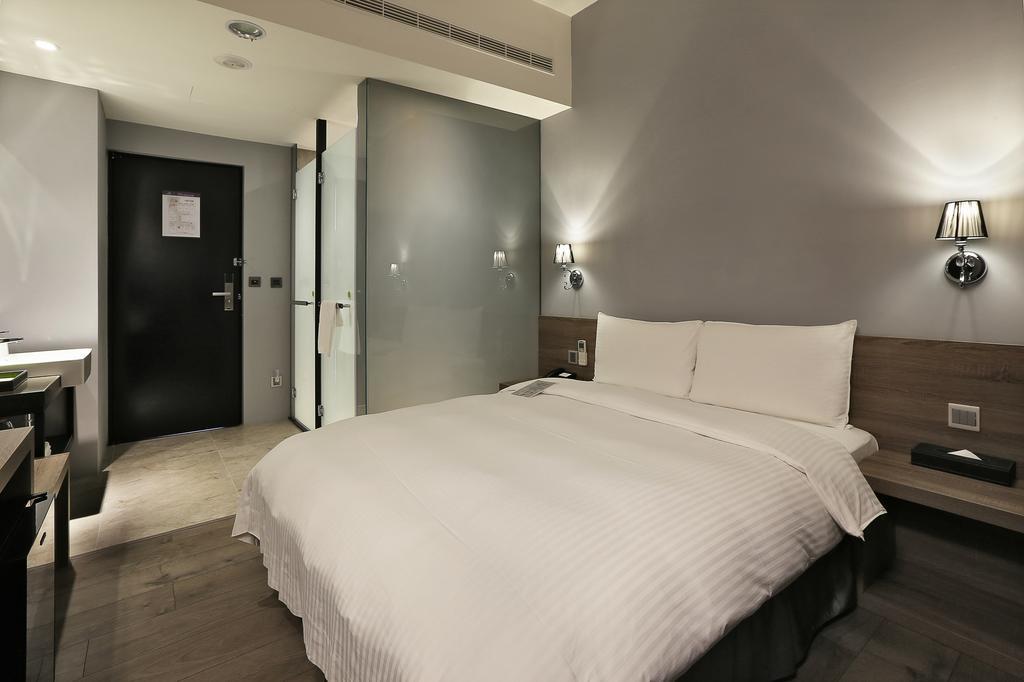 Miller Inn Тайджун Екстериор снимка